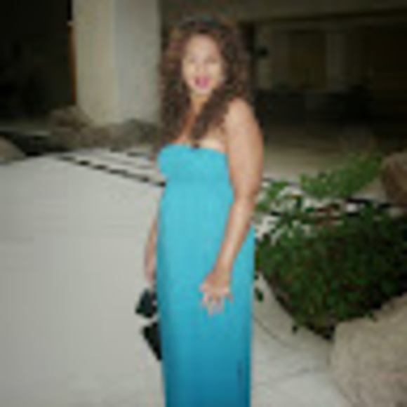 Meet your Posher, Andrea - Picture 1 of 1